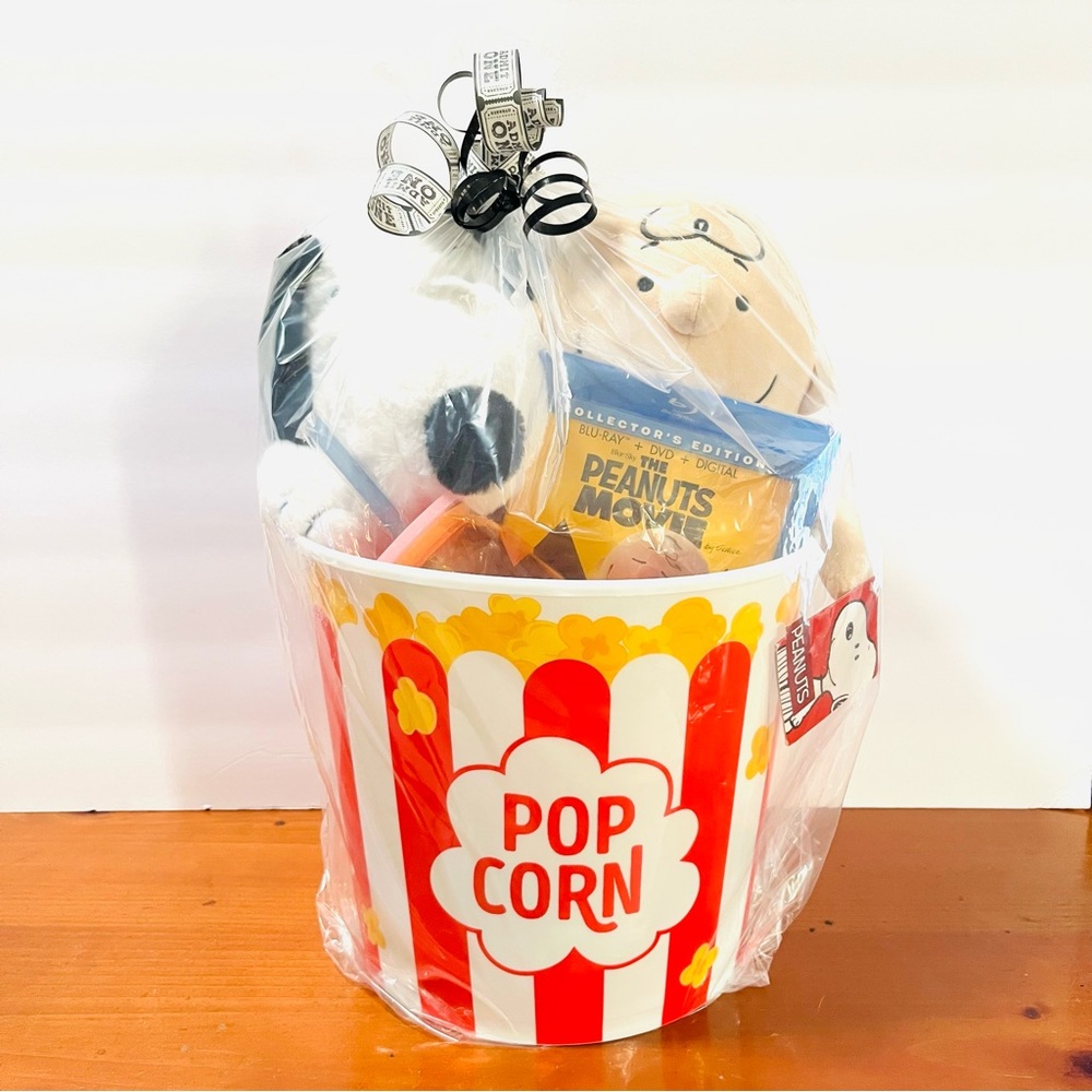 Peanuts Popcorn Movie Bundle Snoopy Charlie Brown Plush Gift Cup Family Night